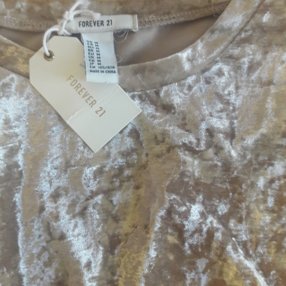 Halter Sweaters - Picture 4 of 13